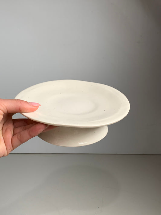 Cake stand
