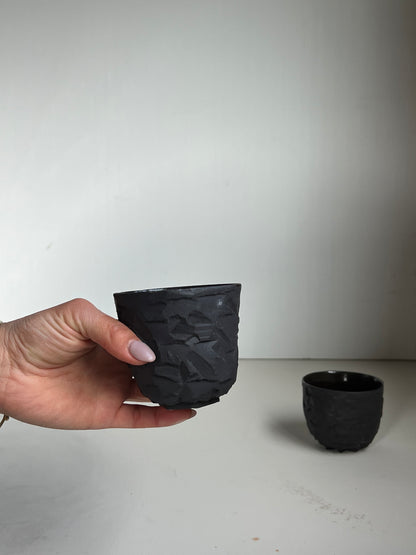 Black Clay large Kurinuki Teabowl