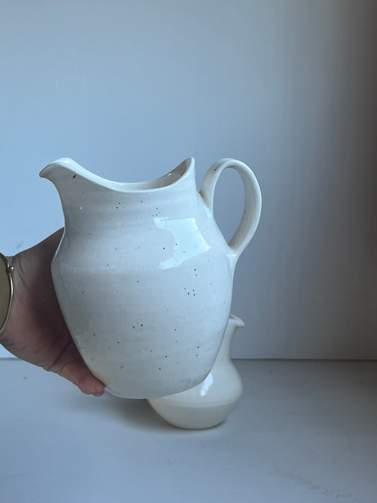 Jug III