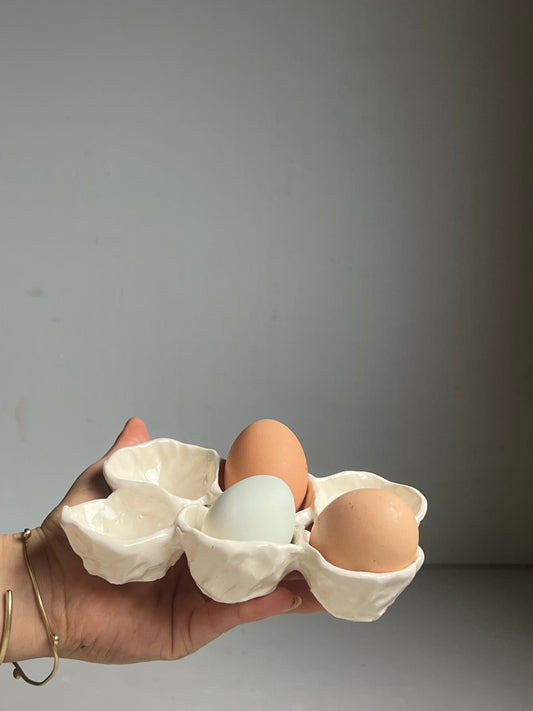 Egg holder