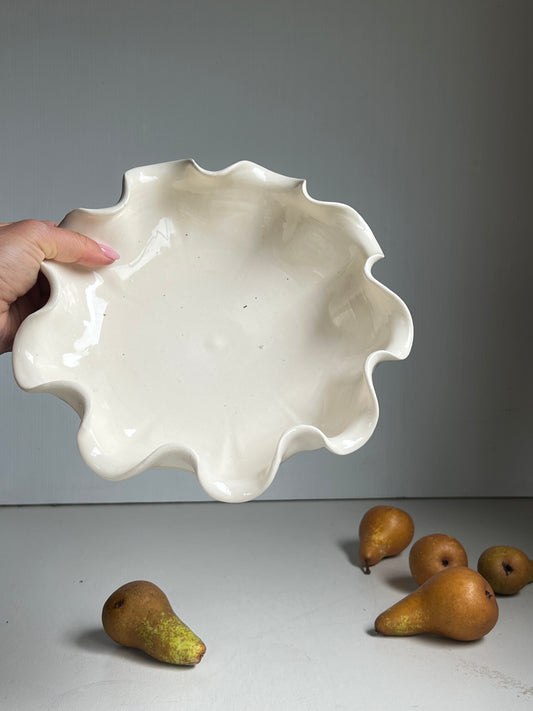Ruffled Large Bowl