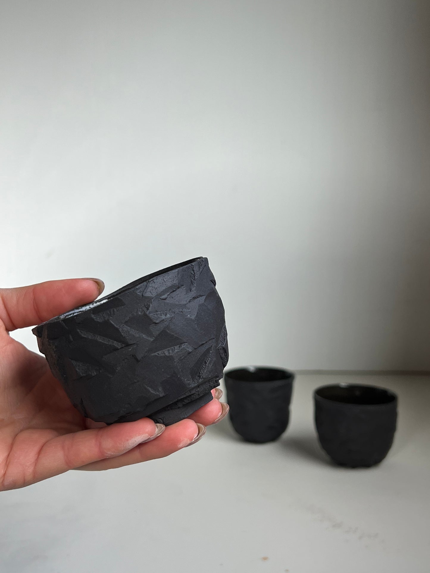 Black Clay medium Kurinuki Teabowl