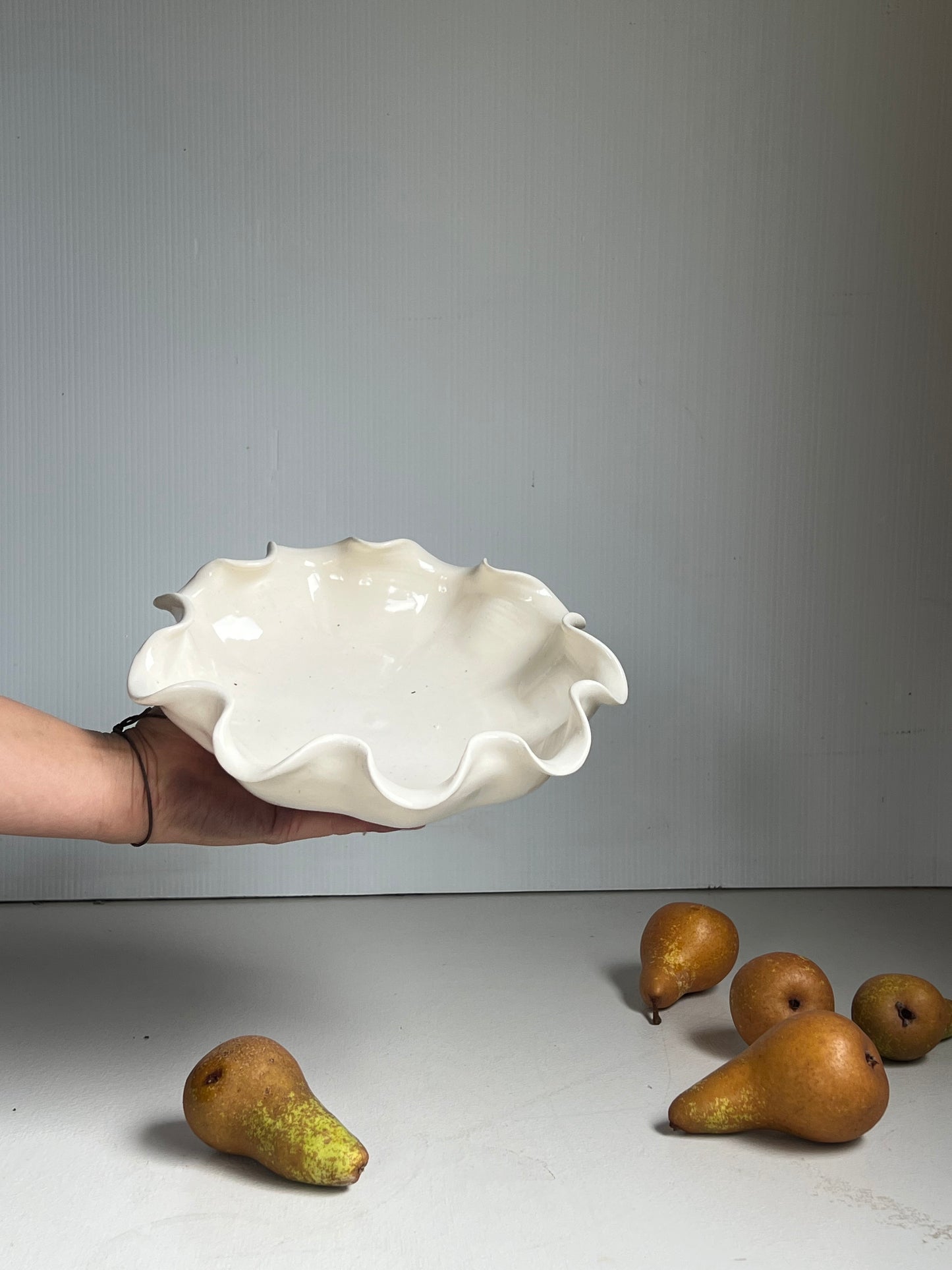Ruffled Large Bowl