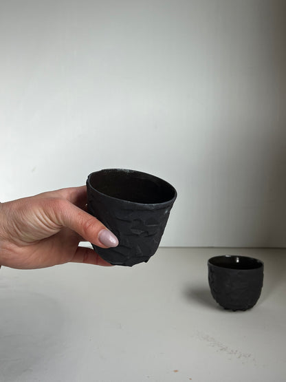 Black Clay large Kurinuki Teabowl