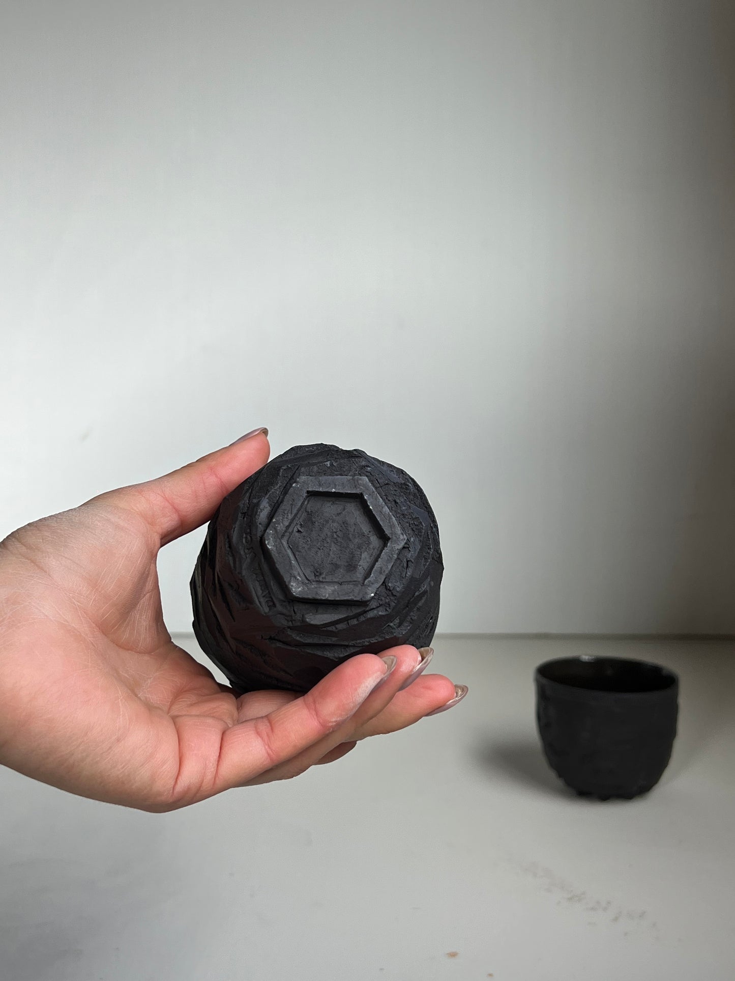 Black Clay large Kurinuki Teabowl
